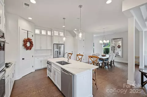 215 Junaluska Dr, Davidson, NC 28036 photo 15