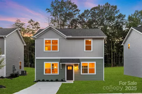 405 Winston Ave, Statesville, NC 28677