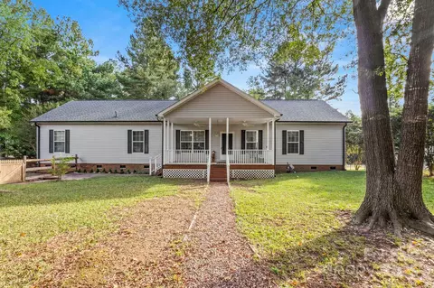 6841 Mandarin Dr, Rock Hill, SC 29732