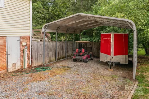Exterior - 303 E 4th St, Kannapolis, NC 28083 photo 3 of 5