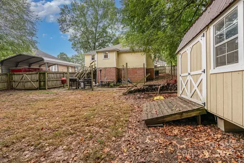 Exterior - 303 E 4th St, Kannapolis, NC 28083 photo 4 of 5