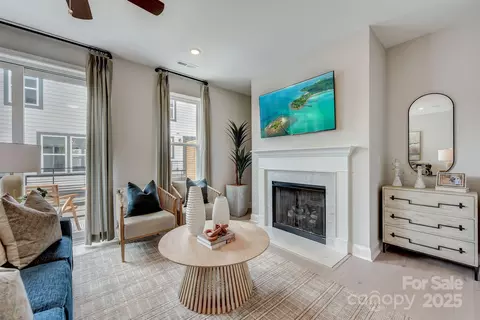 Living - 411 Jetton St, Davidson, NC 28036 photo 1 of 2