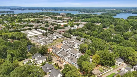View/Area - 411 Jetton St, Davidson, NC 28036 photo 2 of 4