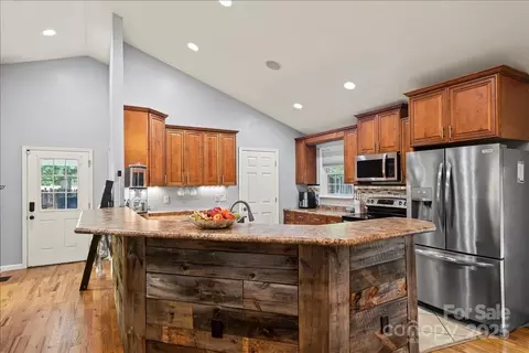 1925 Hines Circle Rd, Stanley, NC 28164 photo 8