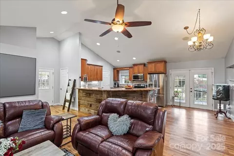 1925 Hines Circle Rd, Stanley, NC 28164 photo 5