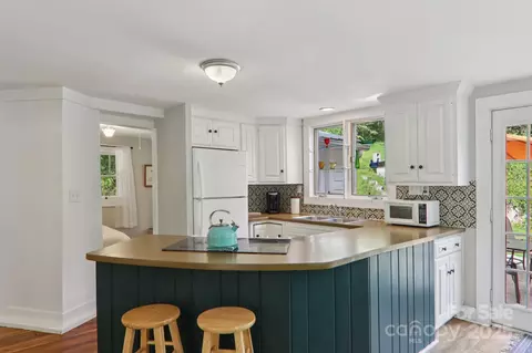 Kitchen - 280 Panhandle Rd, Marshall, NC 28753 photo 1 of 3