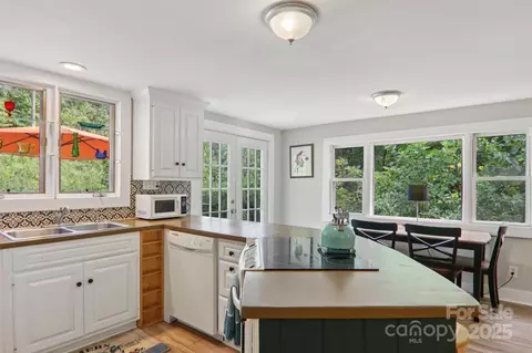 Kitchen - 280 Panhandle Rd, Marshall, NC 28753 photo 2 of 3