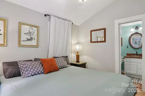 Bedroom - 280 Panhandle Rd, Marshall, NC 28753 photo 2 of 4