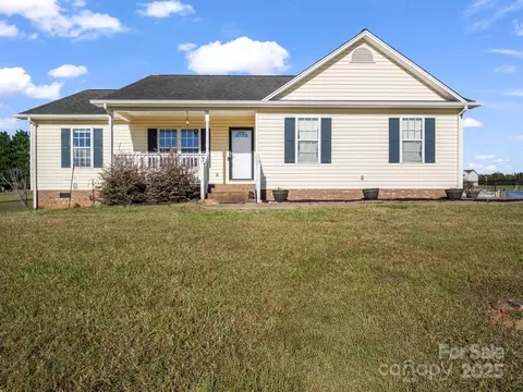415 Farmhurst Pl, Shelby, NC 28152