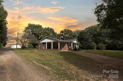 157 Journeys End Rd, Statesville, NC 28625