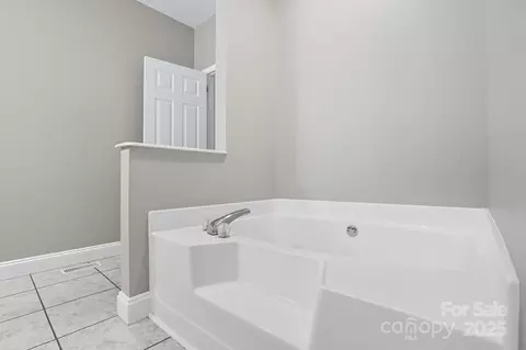 Bath - 710 Mcdowell Pl, Stanley, NC 28164 photo 3 of 3