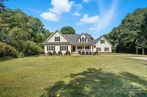 710 Mcdowell Pl, Stanley, NC 28164