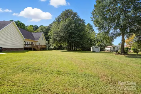 Exterior - 710 Mcdowell Pl, Stanley, NC 28164 photo 8 of 8