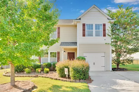 611 Sawtooth Oak Dr, Landis, NC 28088