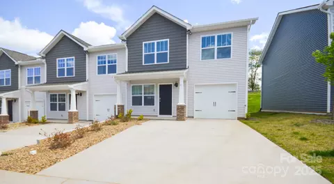 41 Cain Hollow Way, Asheville, NC 28806