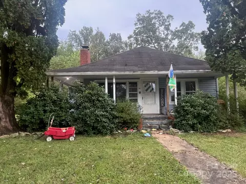 51 Hogan Dr, Old Fort, NC 28762