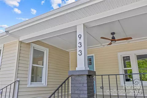 933 Old Charlotte Rd, Concord, NC 28027