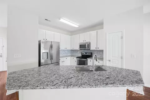 Kitchen - 975 Copperstone Ln, Fort Mill, SC 29708 photo 3 of 3