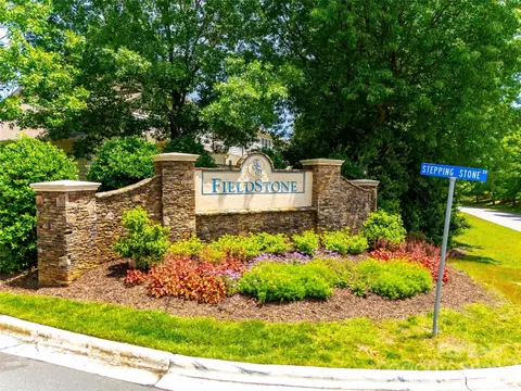 View/Area - 975 Copperstone Ln, Fort Mill, SC 29708 photo 1 of 3