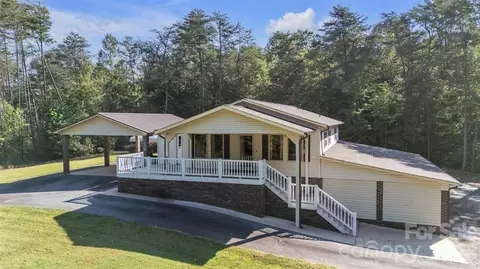 3086 Taylorsville Rd, Lenoir, NC 28645