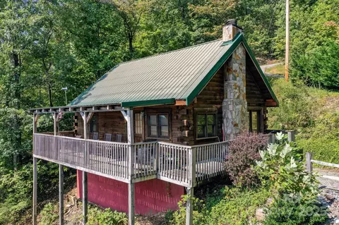 Exterior - 265 Hickory Nut Ln, Lake Lure, NC 28746 photo 6 of 8