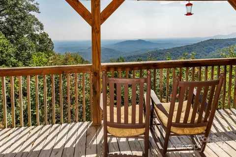 265 Hickory Nut Ln, Lake Lure, NC 28746