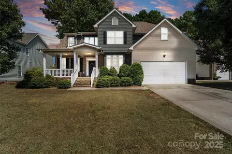 1636 Beacon Hill Ct, Rock Hill, SC 29730