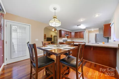 1611 Mayfair Dr, Conover, NC 28613 photo 9