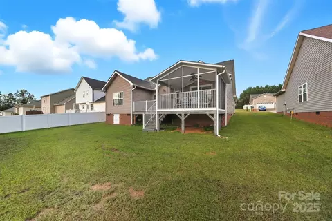 1611 Mayfair Dr, Conover, NC 28613 photo 30
