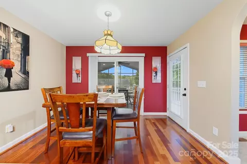 1611 Mayfair Dr, Conover, NC 28613 photo 11