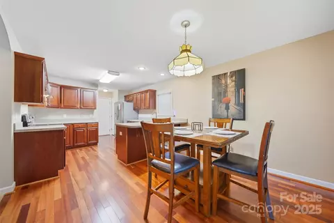1611 Mayfair Dr, Conover, NC 28613 photo 8