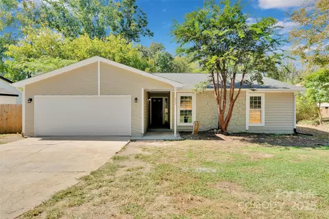 232 Vista Grande Cir, Charlotte, NC 28226