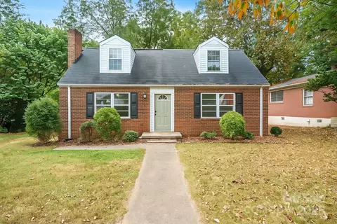 1261 Elizabeth Ave, Statesville, NC 28677
