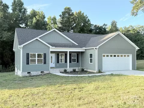 325 East St, Heath Springs, SC 29058