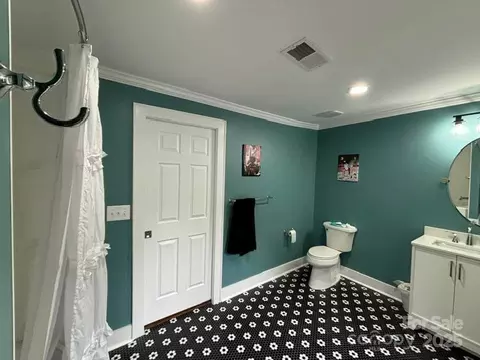 Bath - 1202 E Franklin St, Monroe, NC 28112 photo 8 of 8