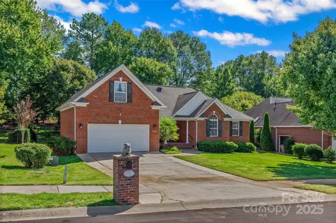 1322 Moonshadow Ln, Shelby, NC 28150