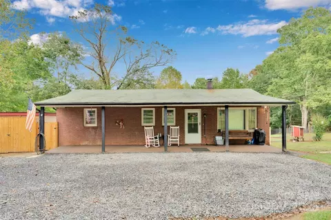 2991 Corpening Chapel Rd, Morganton, NC 28655