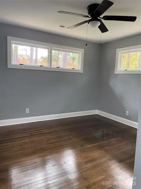 Bedroom - 910 S Spencer Ave, Spencer, NC 28159 photo 1 of 3