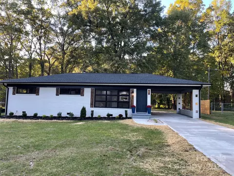 910 S Spencer Ave, Spencer, NC 28159