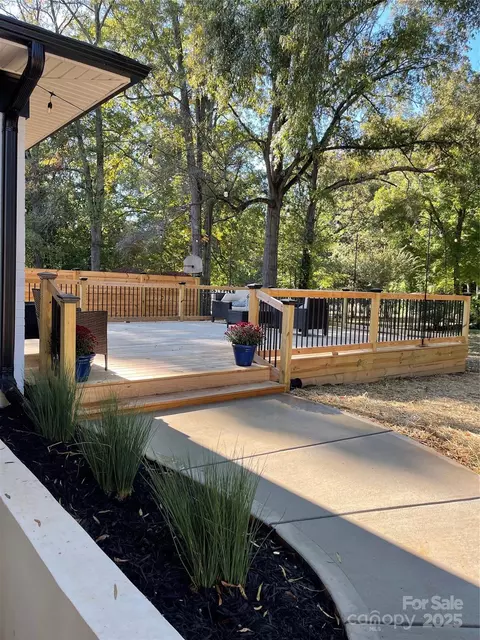 Exterior - 910 S Spencer Ave, Spencer, NC 28159 photo 3 of 8
