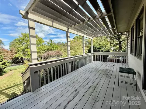 Exterior - 77 Chestnut 103 St #103, Tryon, NC 28782 photo 2 of 3