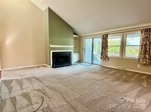 Living - 77 Chestnut 103 St #103, Tryon, NC 28782 photo 2 of 4