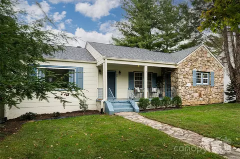 26 Lorraine Ave, Asheville, NC 28804