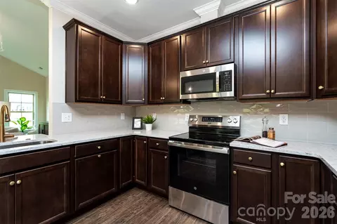 Kitchen - 3030 Buffet 49 Ln #49, Monroe, NC 28110 photo 2 of 8