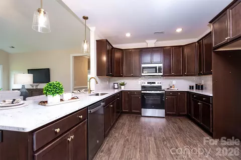 Kitchen - 3030 Buffet 49 Ln #49, Monroe, NC 28110 photo 3 of 8