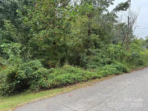 214 Nottingham Dr, York, SC 29745