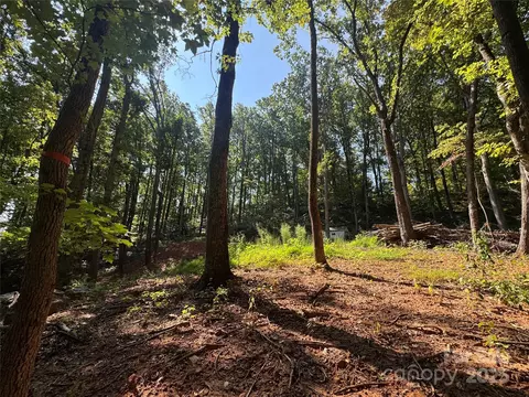 396 White Oak Mountain 39 Rd #39, Columbus, NC 28722