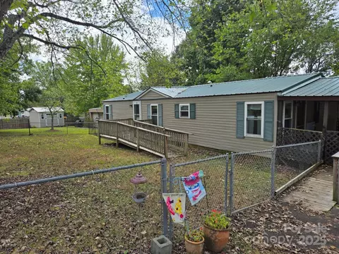 6600 Clara Cir, Concord, NC 28025