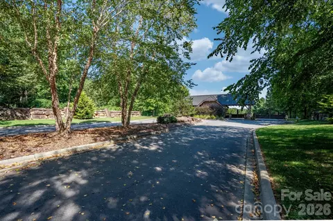 436 E Settings 247 Blvd #247, Valdese, NC 28690