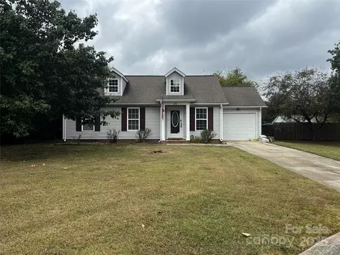 4114 Carolina Pointe Sw Ct SW, Concord, NC 28027